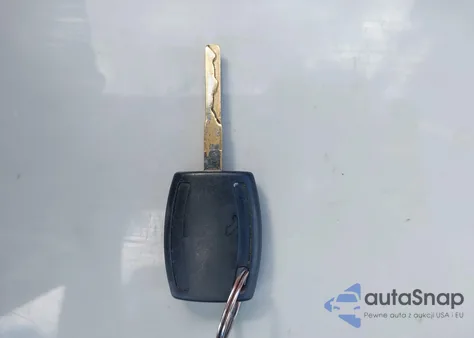 2012 Ford Focus Se z USA, uszkodzony, nr VIN 1FAHP3F27CL108195